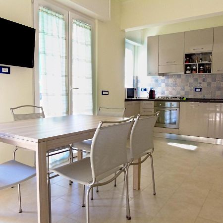 פייטרה ליגורה Pietra Home, Posto Auto, Ac ,Wifi, 150Mt Dal Mare מראה חיצוני תמונה