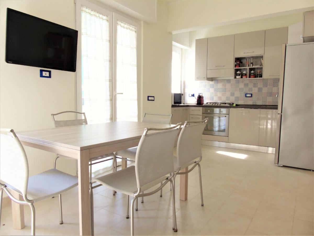 פייטרה ליגורה Pietra Home, Posto Auto, Ac ,Wifi, 150Mt Dal Mare מראה חיצוני תמונה